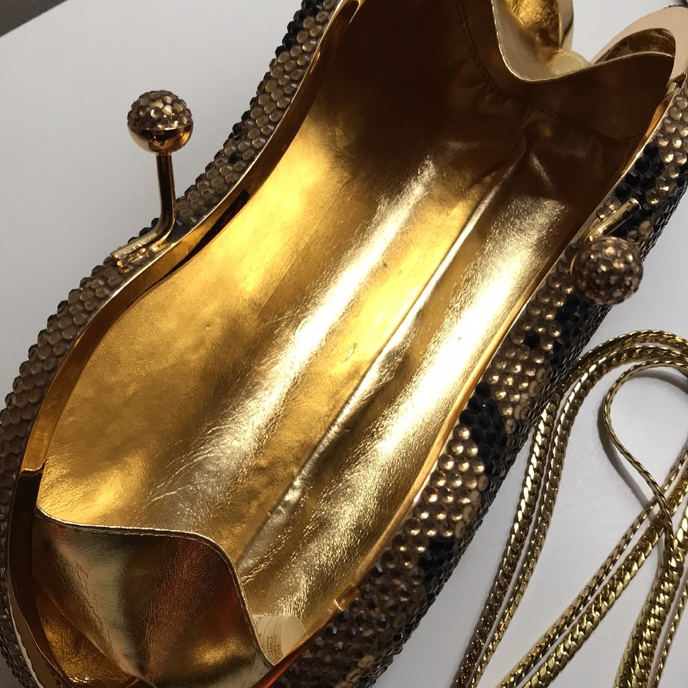 🤩🤩STUNNING Leopard Rhinestone Clutch - Picture 5 of 5